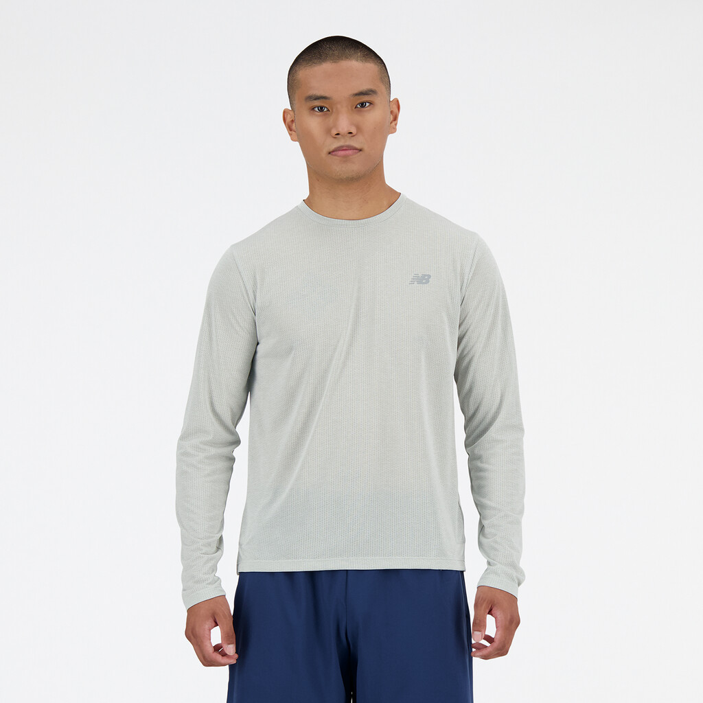 New Balance - NB Athletics Run Long Sleeve T-Shirt - athletic grey