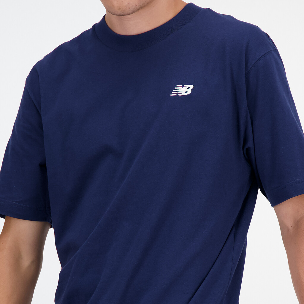 New Balance - Sport Essentials Small Logo T-Shirt - nb navy