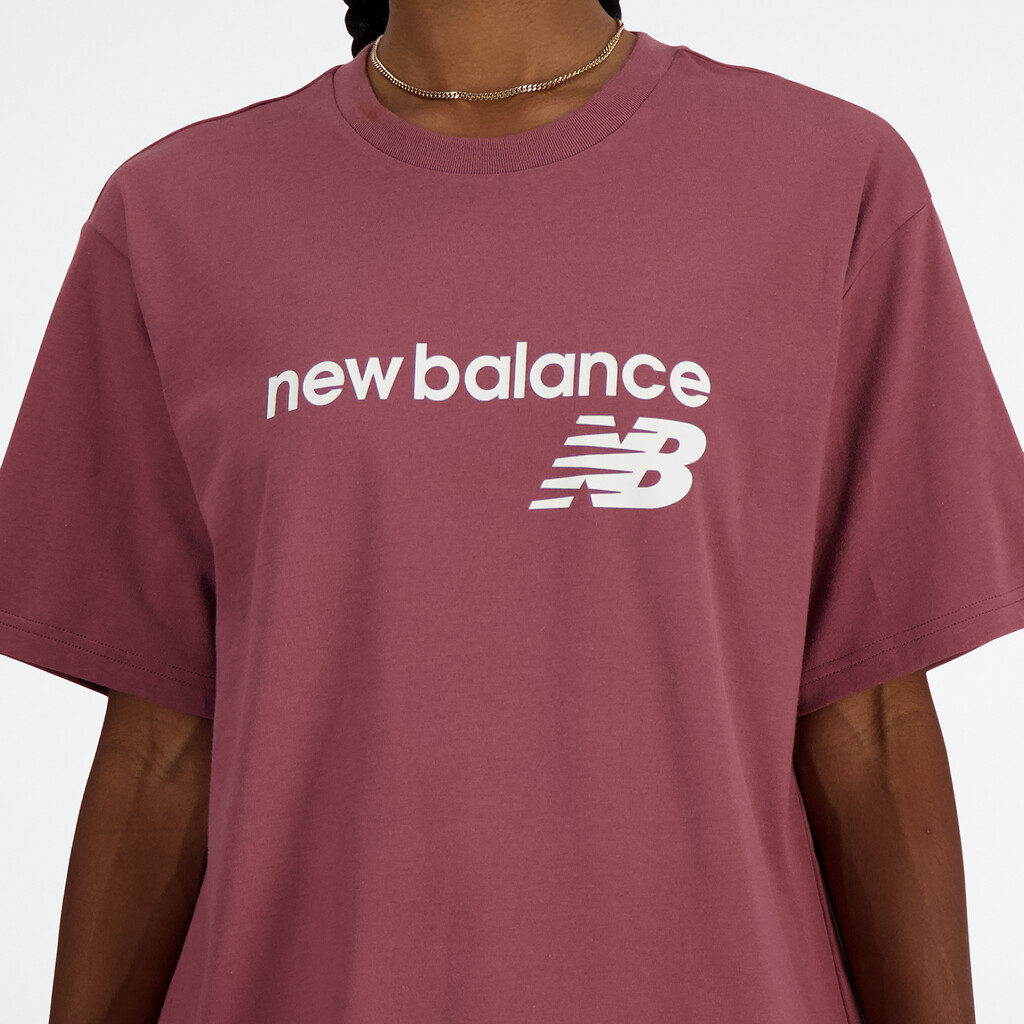 New Balance - W NB Sport Jersey Graphic Relaxed T-Shirt - washed burgundy