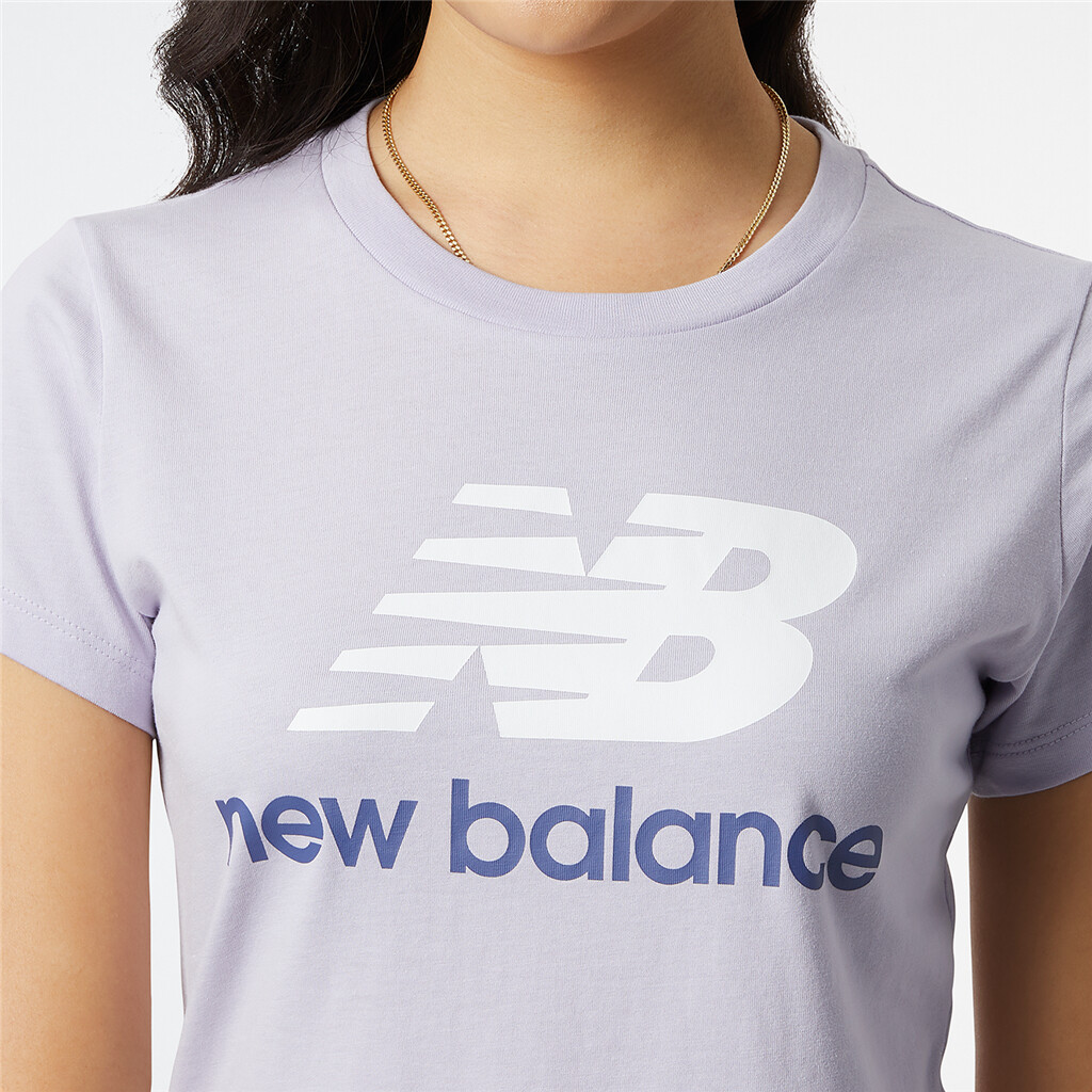 New Balance - W Essentials Stacked Logo Tee - grey violet