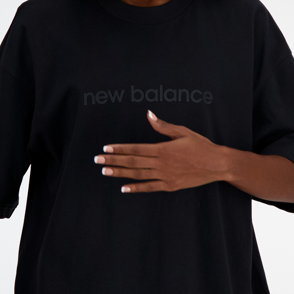 New Balance - W Hyper Density Jersey Oversized T-Shirt - black