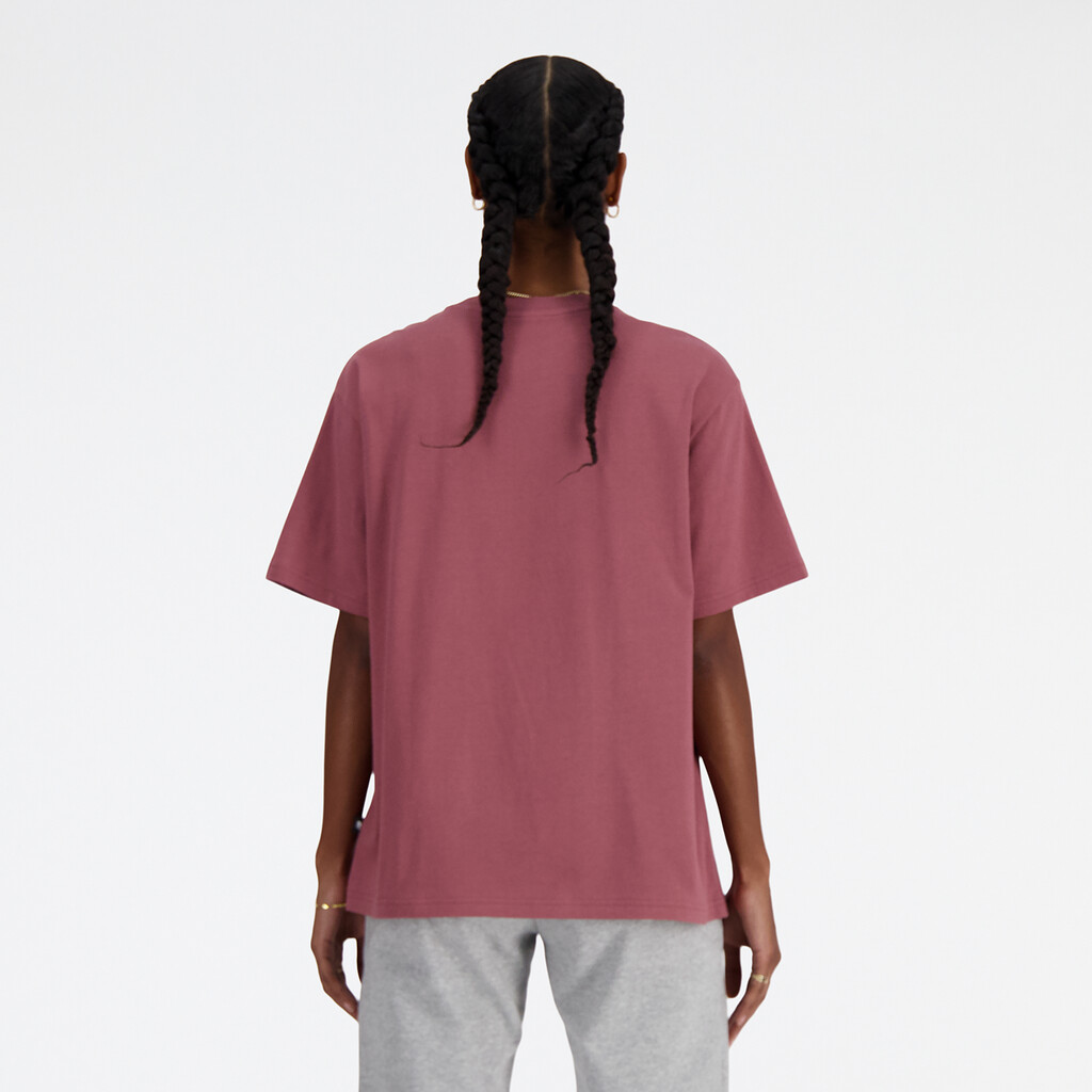 New Balance - W NB Sport Jersey Graphic Relaxed T-Shirt - washed burgundy