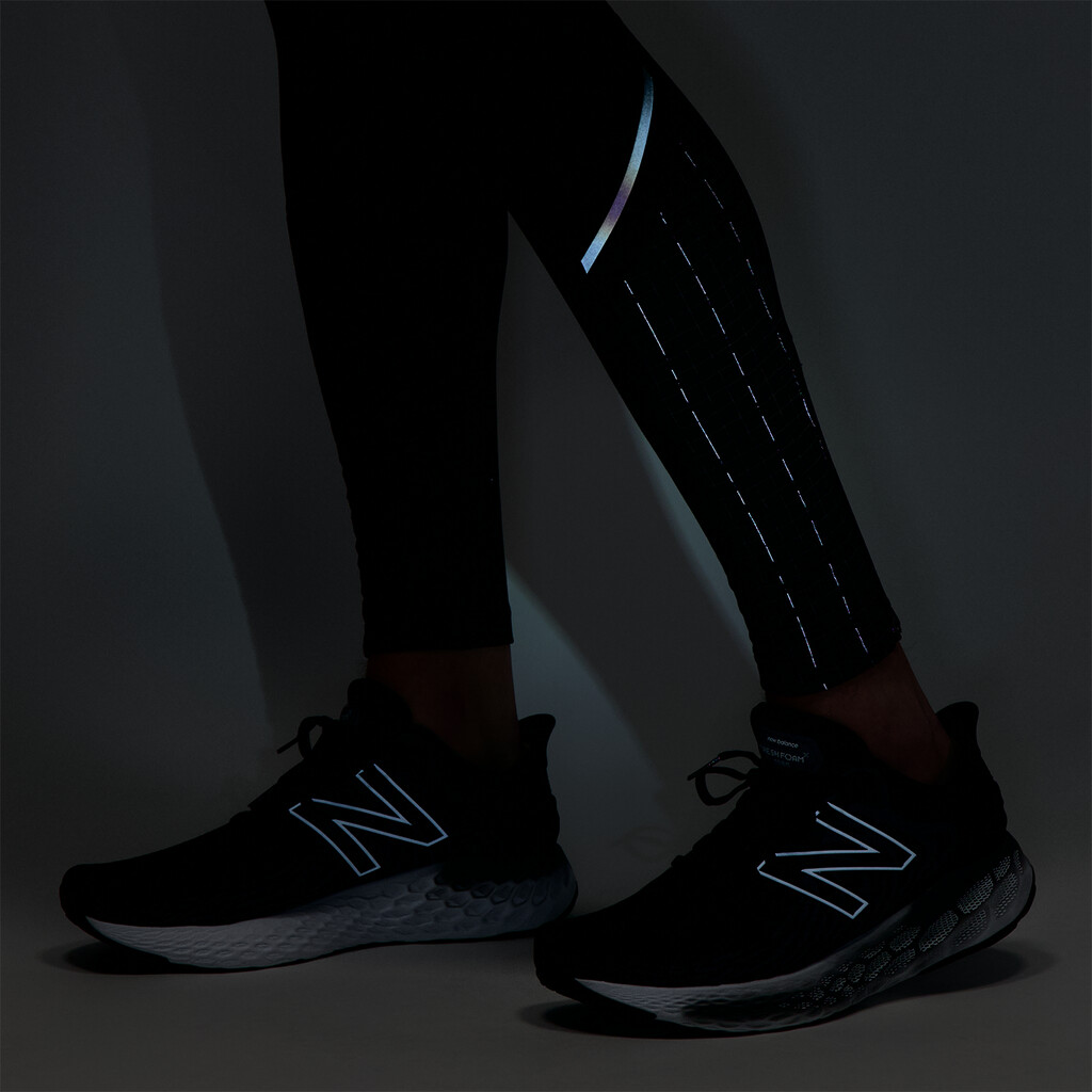 New Balance - Impact Run Luminous Heat Tight - black